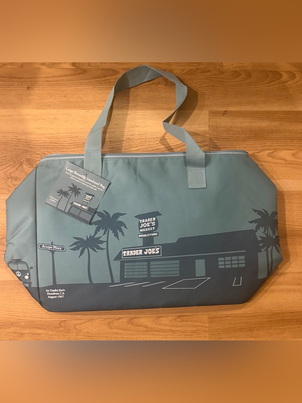 New Trader Joe’s dark green insulated cooler bag large